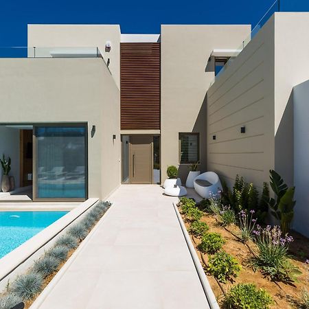 Vasilios Villa, With Pool, Gym & Close To Beach, By Thinkvilla Loutra Exterior foto