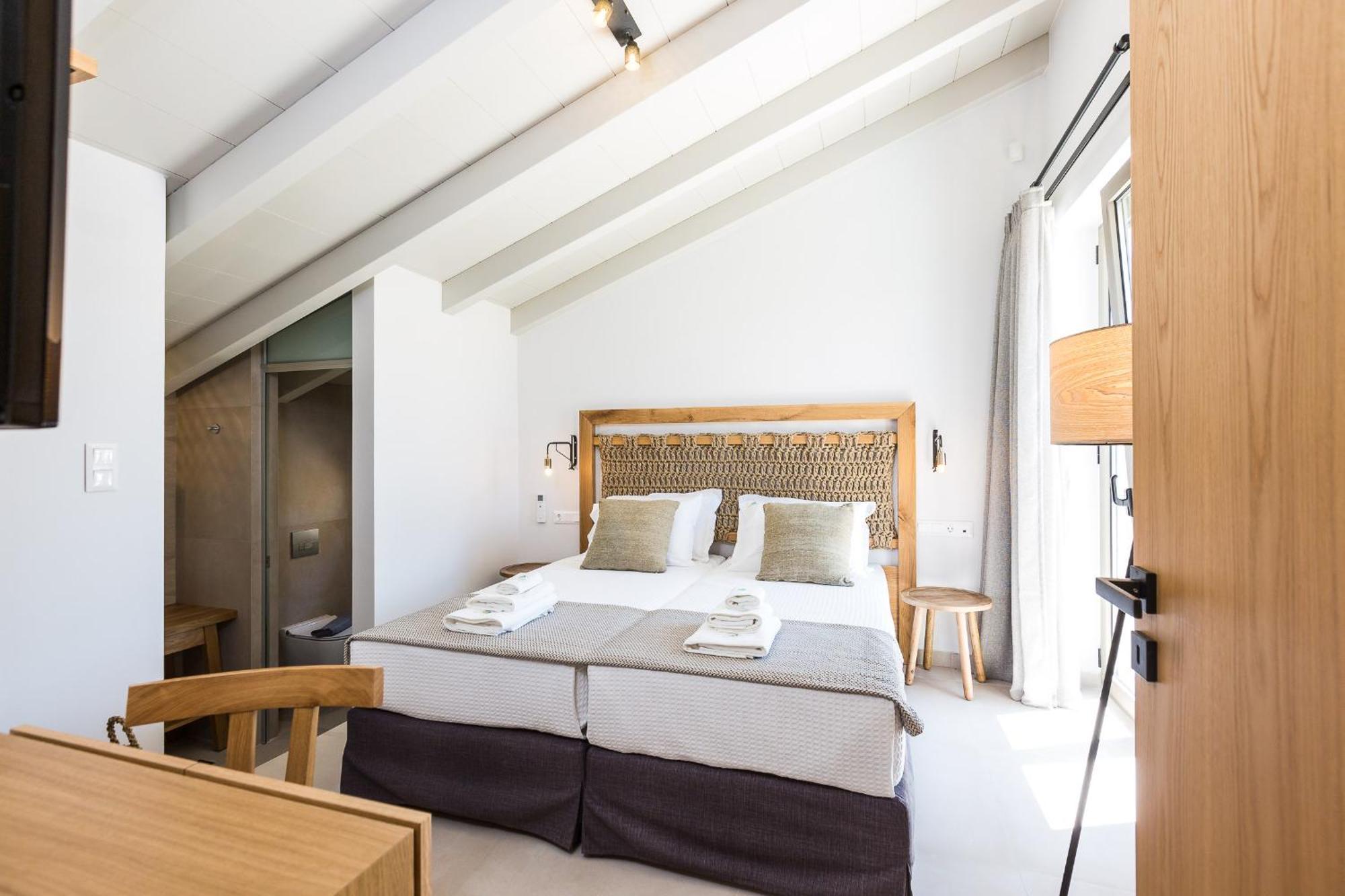 Vasilios Villa, With Pool, Gym & Close To Beach, By Thinkvilla Loutra Exterior foto